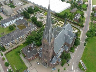 Kerk Poeldijk van boven